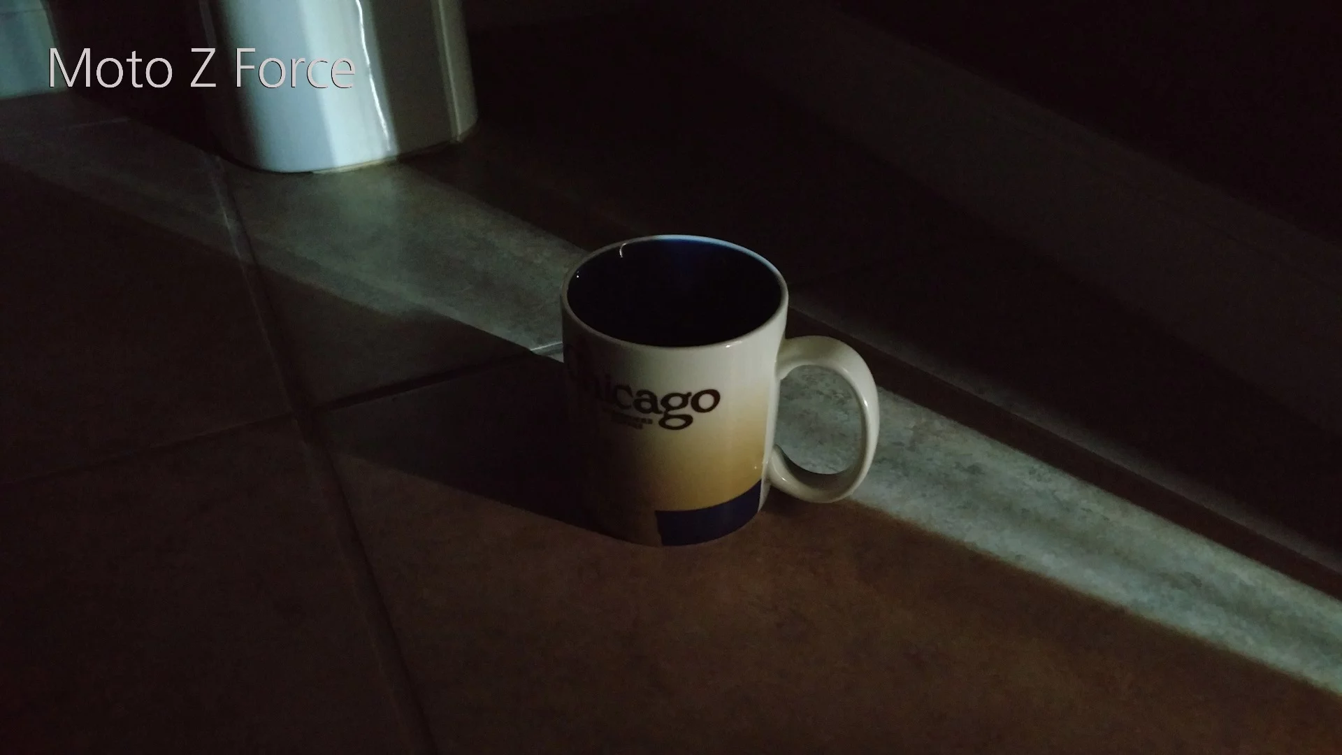 Moto Z Force Droid camera sample: Indoors, poor light