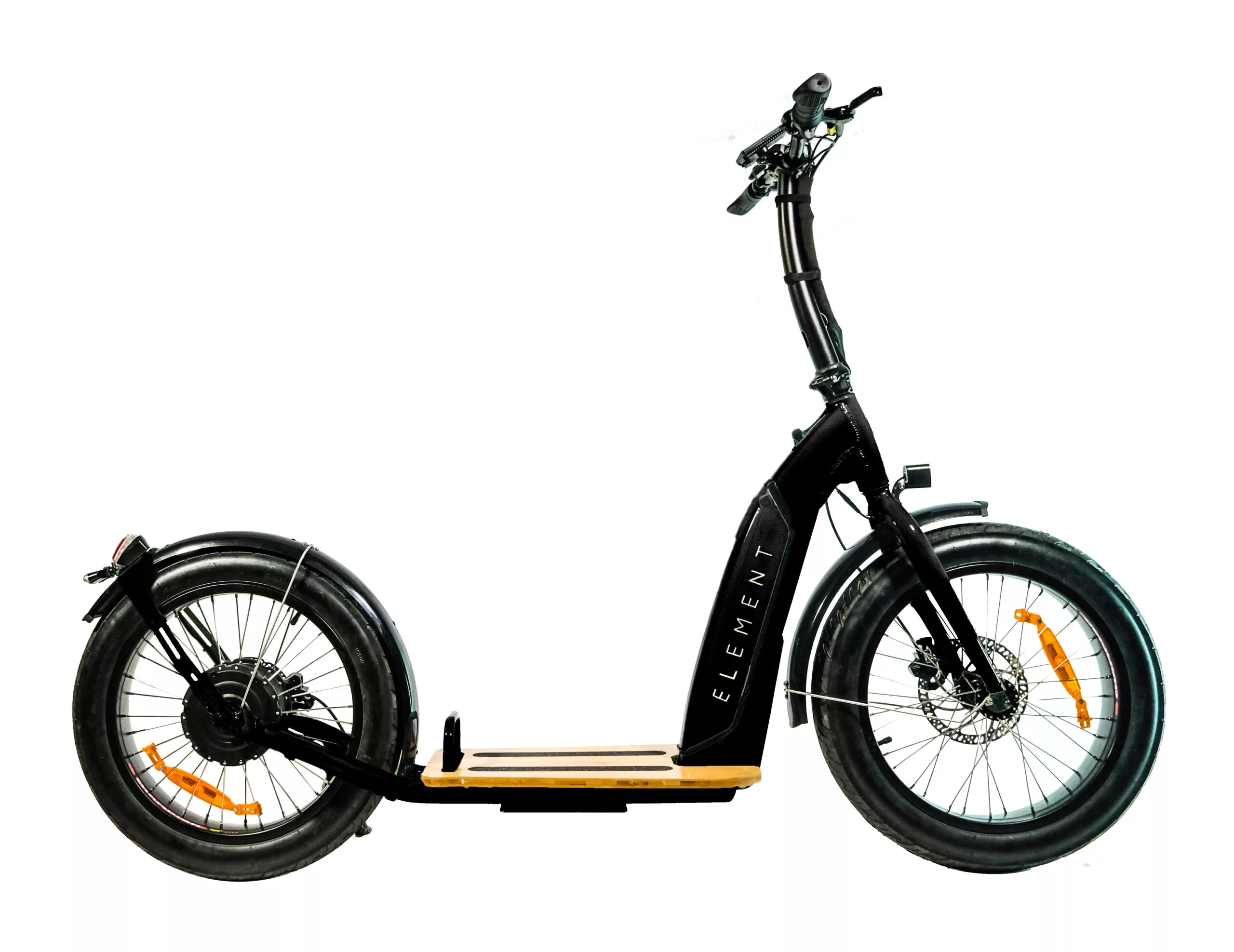 The Bondi features a 500-W hub motor, 672-Wh Bak battery, 20x3-inch tires and Tektro br