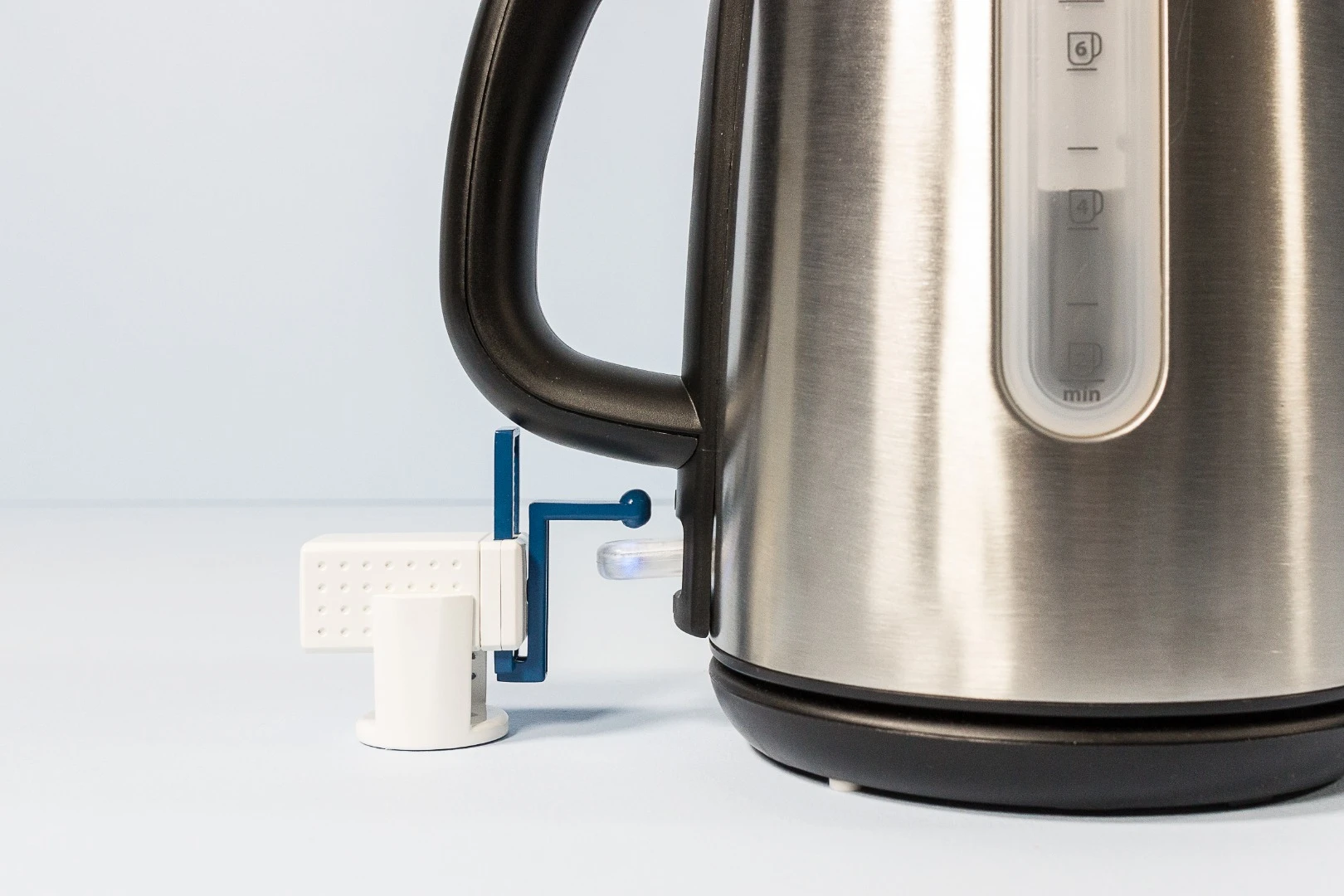 Bring water to the boil while you're on your way to the kitchen using Smartians