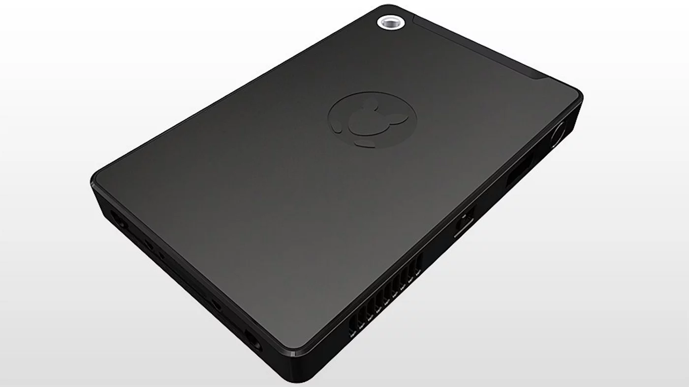 The Kangaroo crams Windows 10 into a small, versatile package, while using a replaceable dock for connectivity