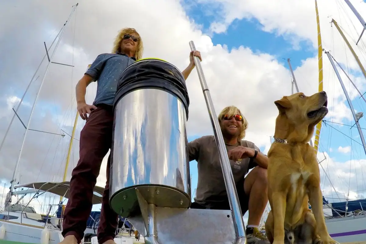 The Seabin is a basically a water filtering system designed for contained marine environments