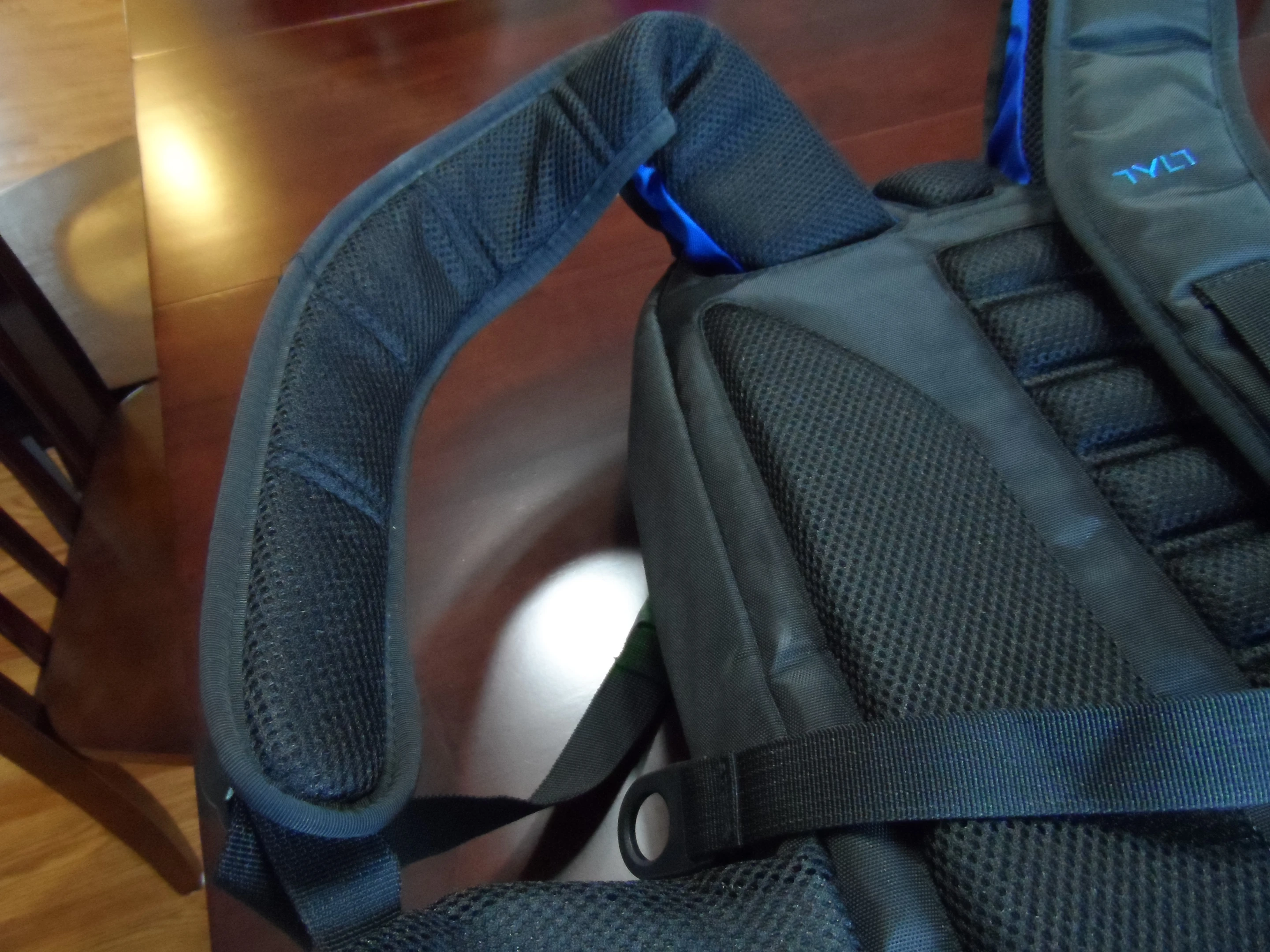 The straps of the TYLT Energi+ backpack