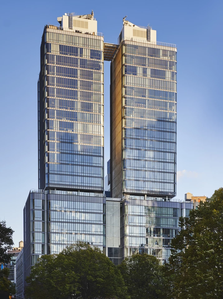 565 Broome Soho rises to a height of 88 m (288 ft)