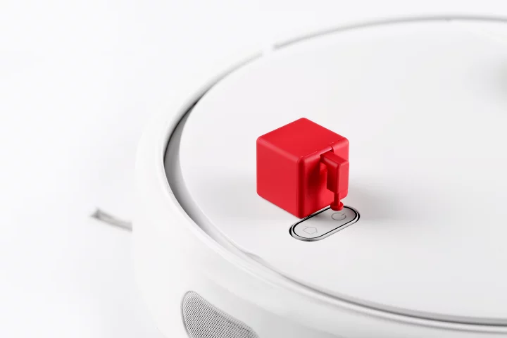 Fingerbot is a small robot that presses buttons and flips switches when remotely-controlled through an app, bringing some smart functionality to "dumb" devices