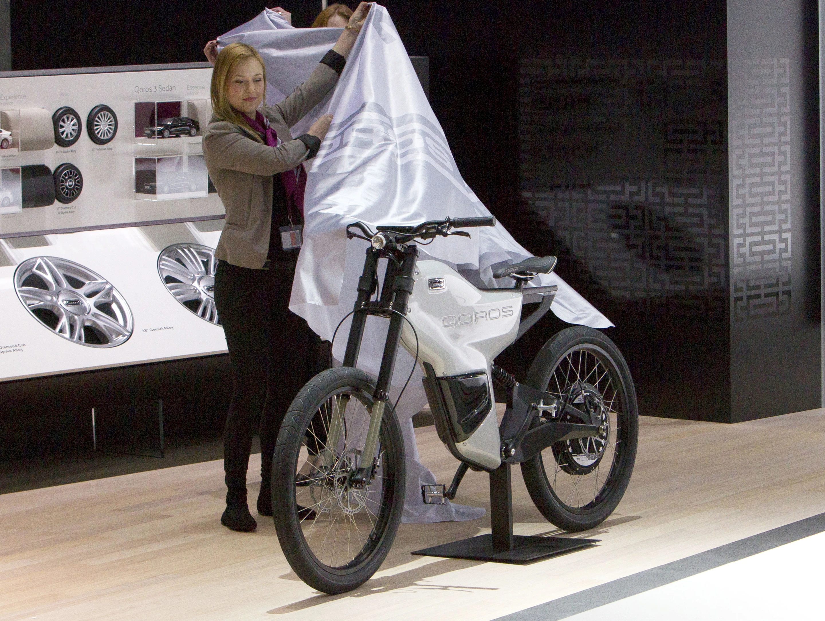 Qoros takes the wraps of the eBIQE at the Geneva Motor Show last week