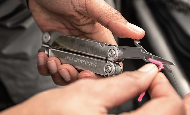 The Leatherman Curl in action