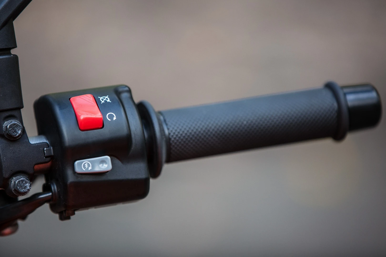 The KTM 1290 Super Duke R's right switchgrip is basic and fine