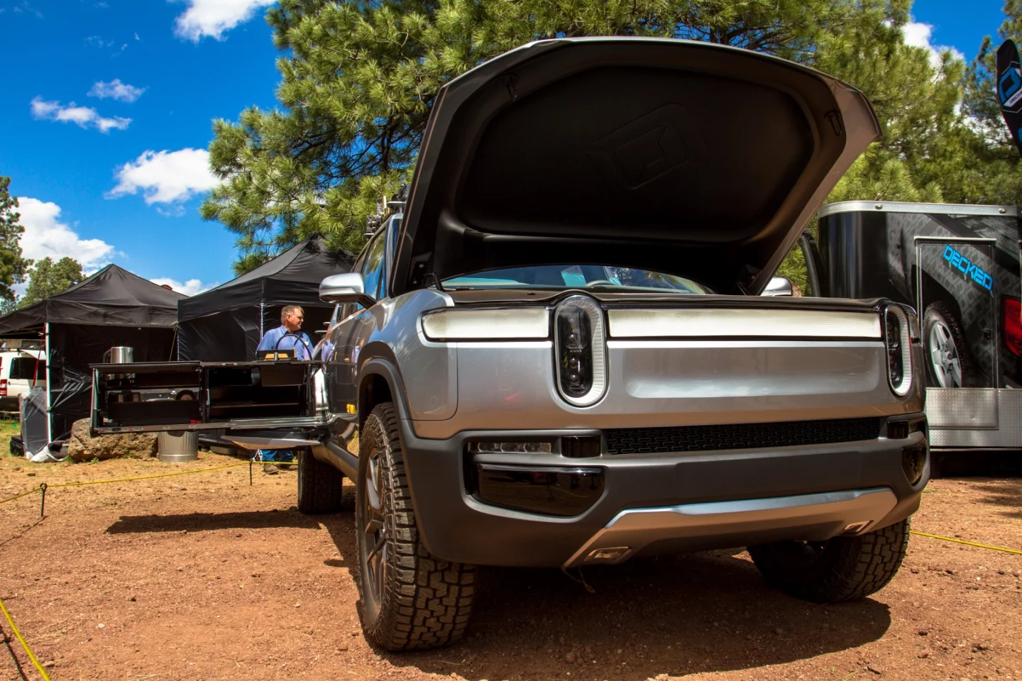 Rivian will launch the R1T in late 2020