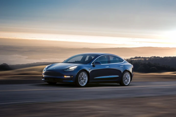 Tesla's Summon self-parking feature is now available to Model 3 owners