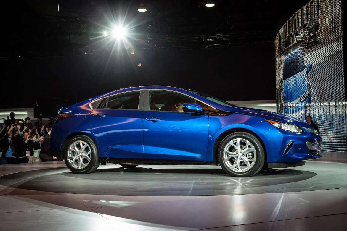 Chevy shows the 2016 Volt at NAIAS 2015 (Photo: Loz Blain/Gizmag.com)