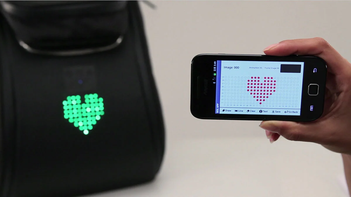 An Android smartphone app can be used to design the custom signals, images or short text messages, which can also be animated
