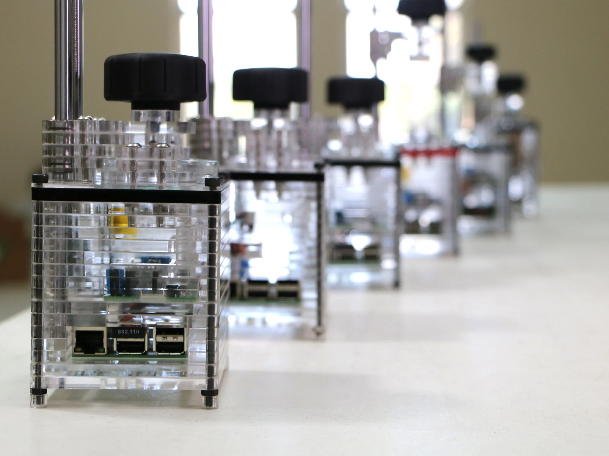 The iBox Nano uses resin and UV light to build prints that wouldn't be possible on a 3D deposition printer