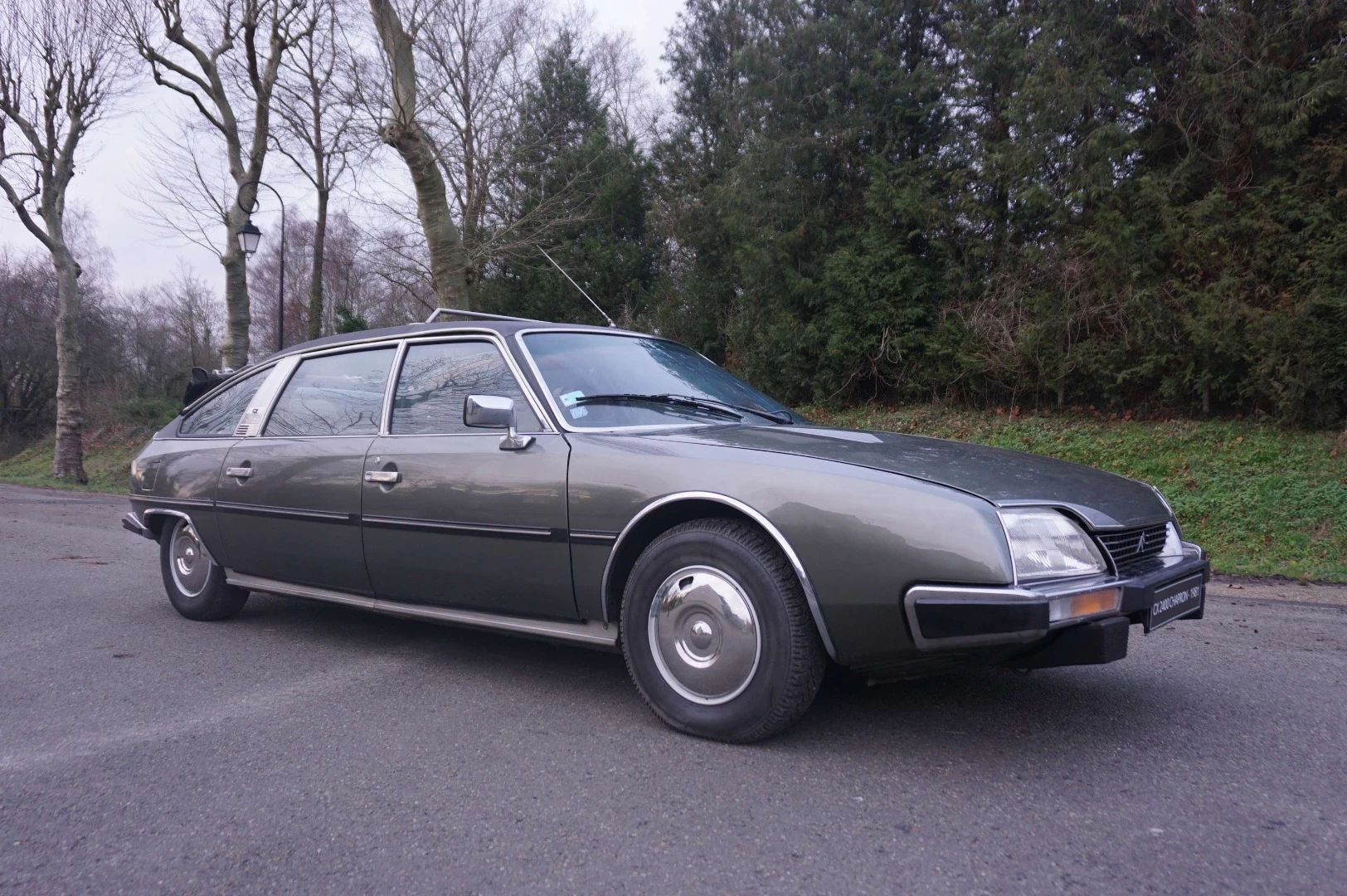 Another astonishingly modest figure for an exceptional vehicle, despite the fact it is a record for a Citroën CX 2400. That's because Henri Chapron showed a very luxurious landaulet at the 1980 Paris motor show which had been built for the Algerian president. This resulted in an order from Citroen so that it could lend the car to VIP's for special events. A string of royalty and VIPs used the car (detailed in the auction description), it has just had €30,000 spent on it returning it to near new, and has only ever seen 10,000 km. Sold for $116,840 (€95,360)
