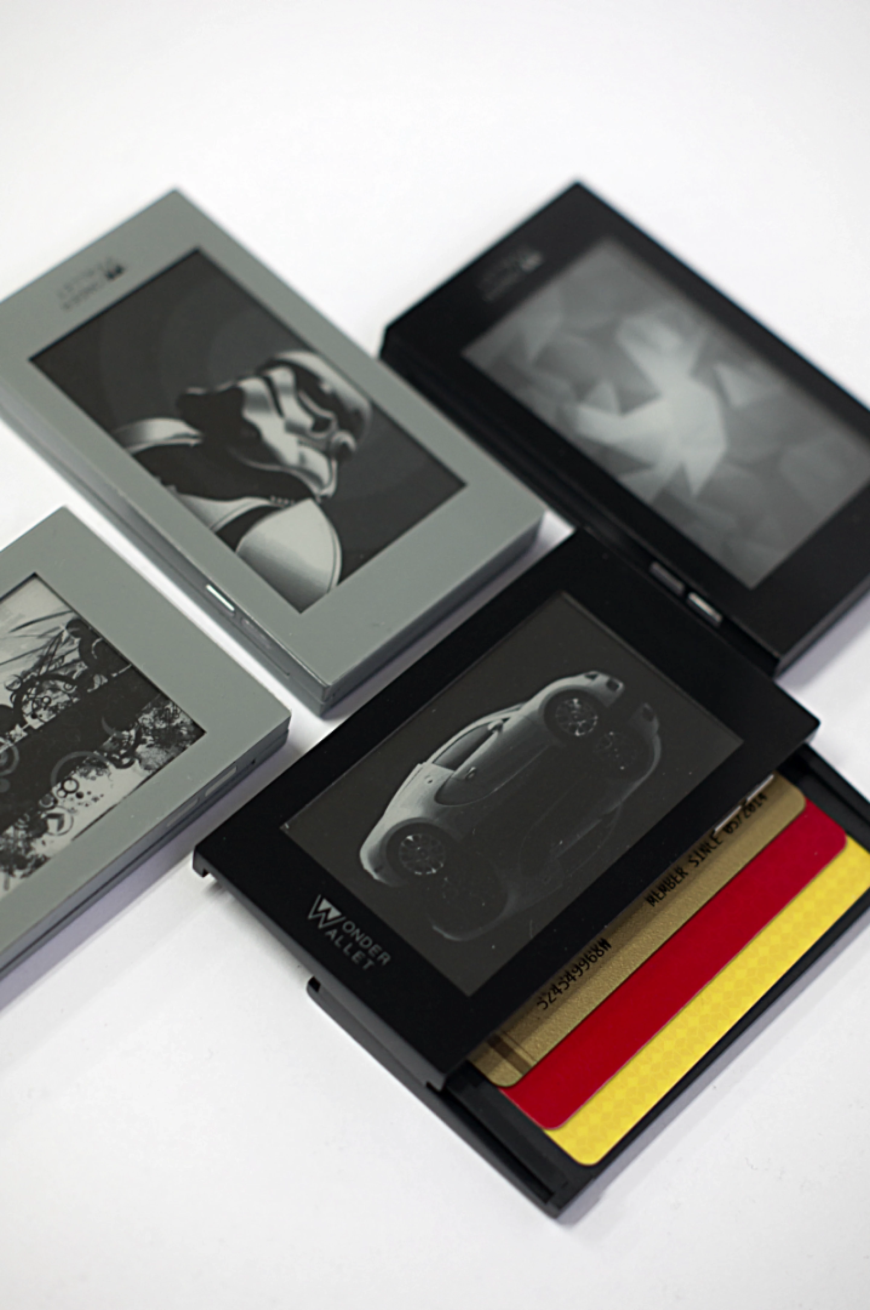 E-ink display plus wallet equals