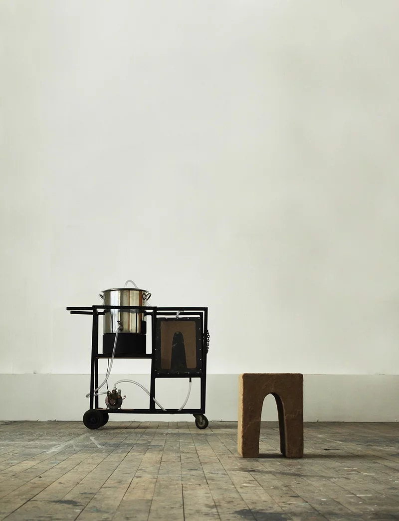 Dupe uses from sand, bacteria and urine to create a cement-like material