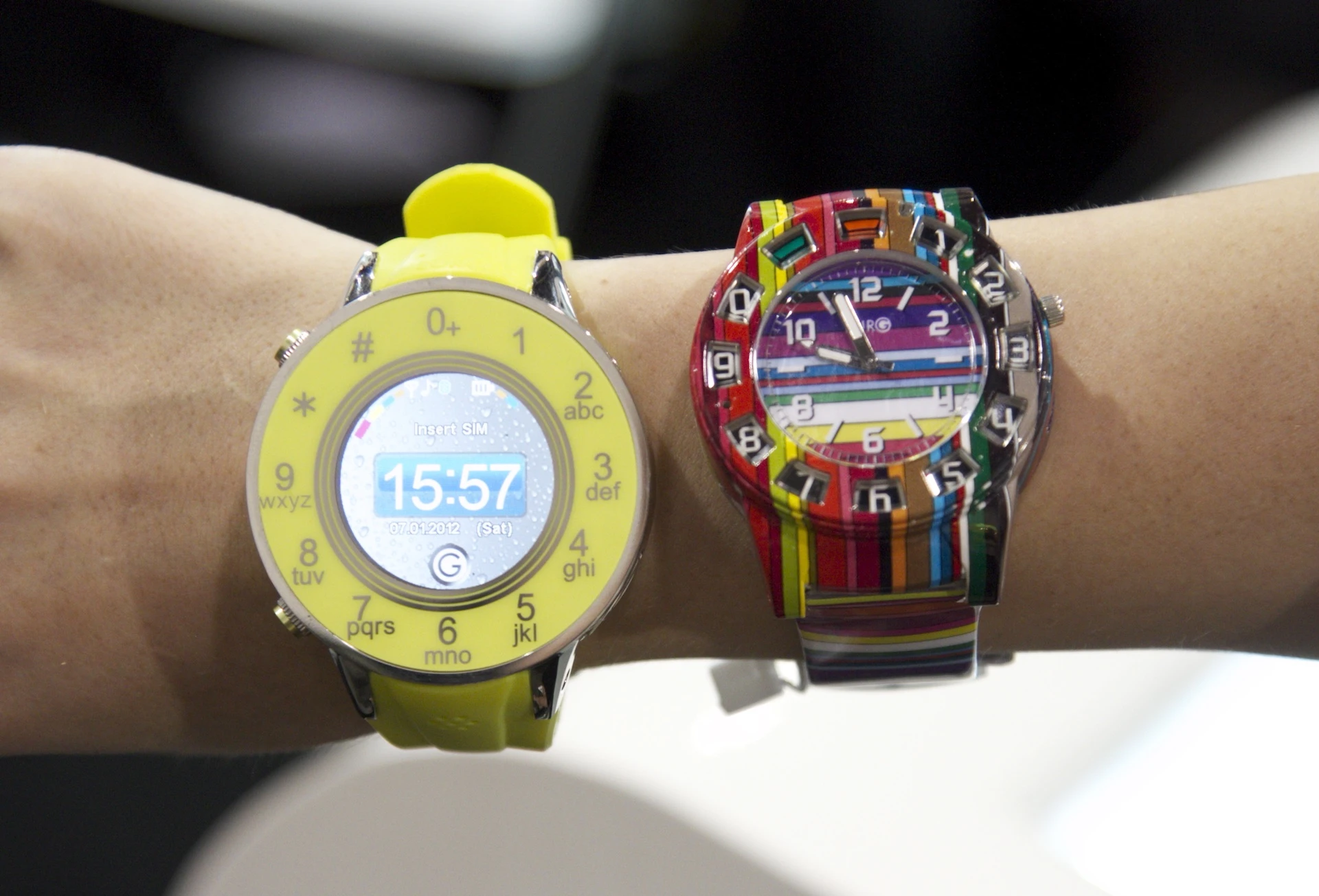 Burg Neon watch phones