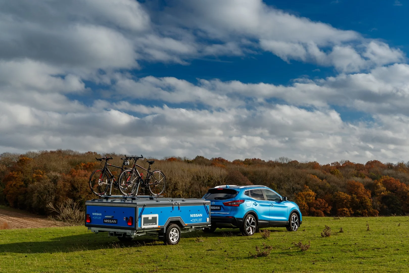 Clearly no hookups here, but no need for them with the Nissan Energy ROAM on board