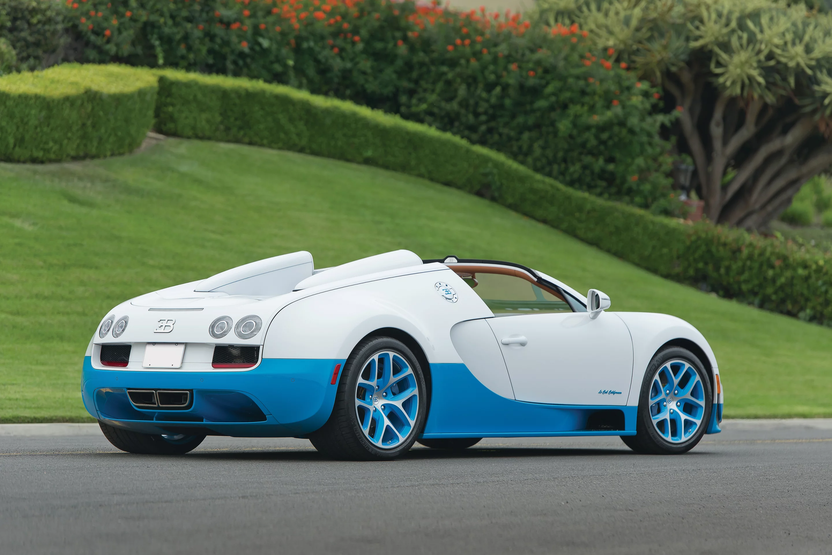 The world’s fastest production convertible - 2013 Bugatti Veyron 16.4 Grand Sport Vitesse 'Le Ciel Californien'. Auctioneer's Estimate: US$1,900,000 - $2,500,000. Photo Credit: Robin AdamsOfficial Auction Description and Images