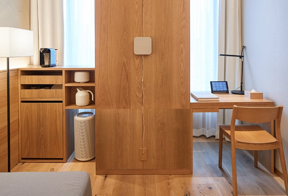 Type D suite furnishings, include mini bar, wardrobe and desk