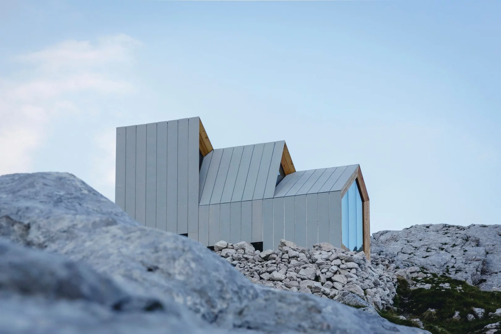 The shelter offers a safe refuge and a comfortable environment for adventures to enjoy some quiet time