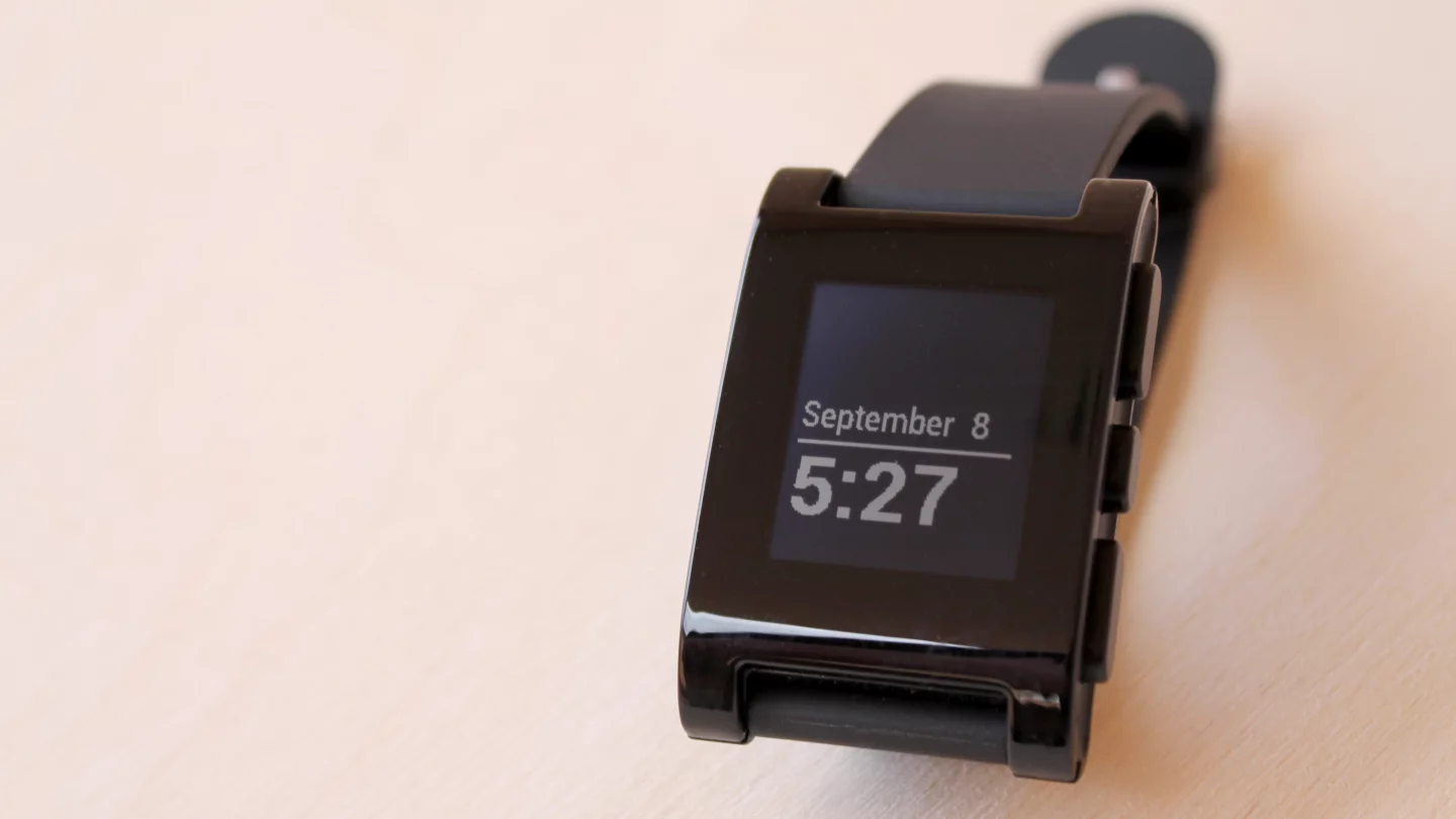 Pebble feels comfortable on the wrist, though some customers might find its face to be too big