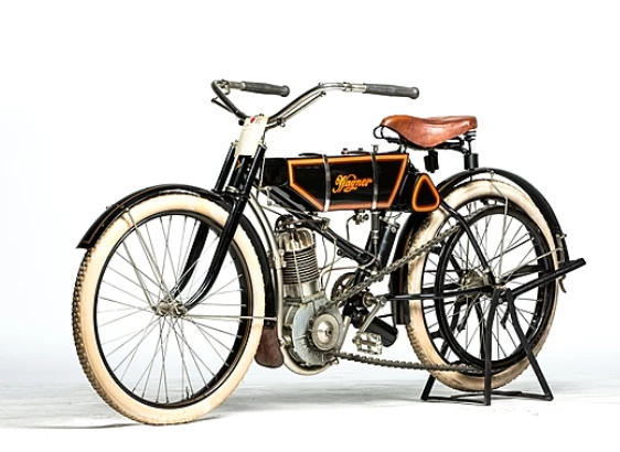 This 1909 Wagner Tourist (Lot S111) is estimated to fetch between $45,000 and $65,000