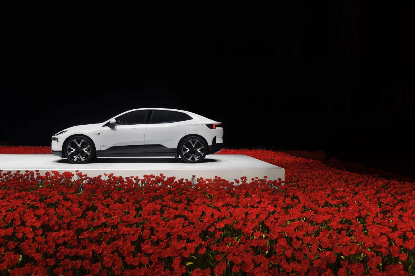 Polestar gives the new 4 SUV coupe a dramatic world premiere