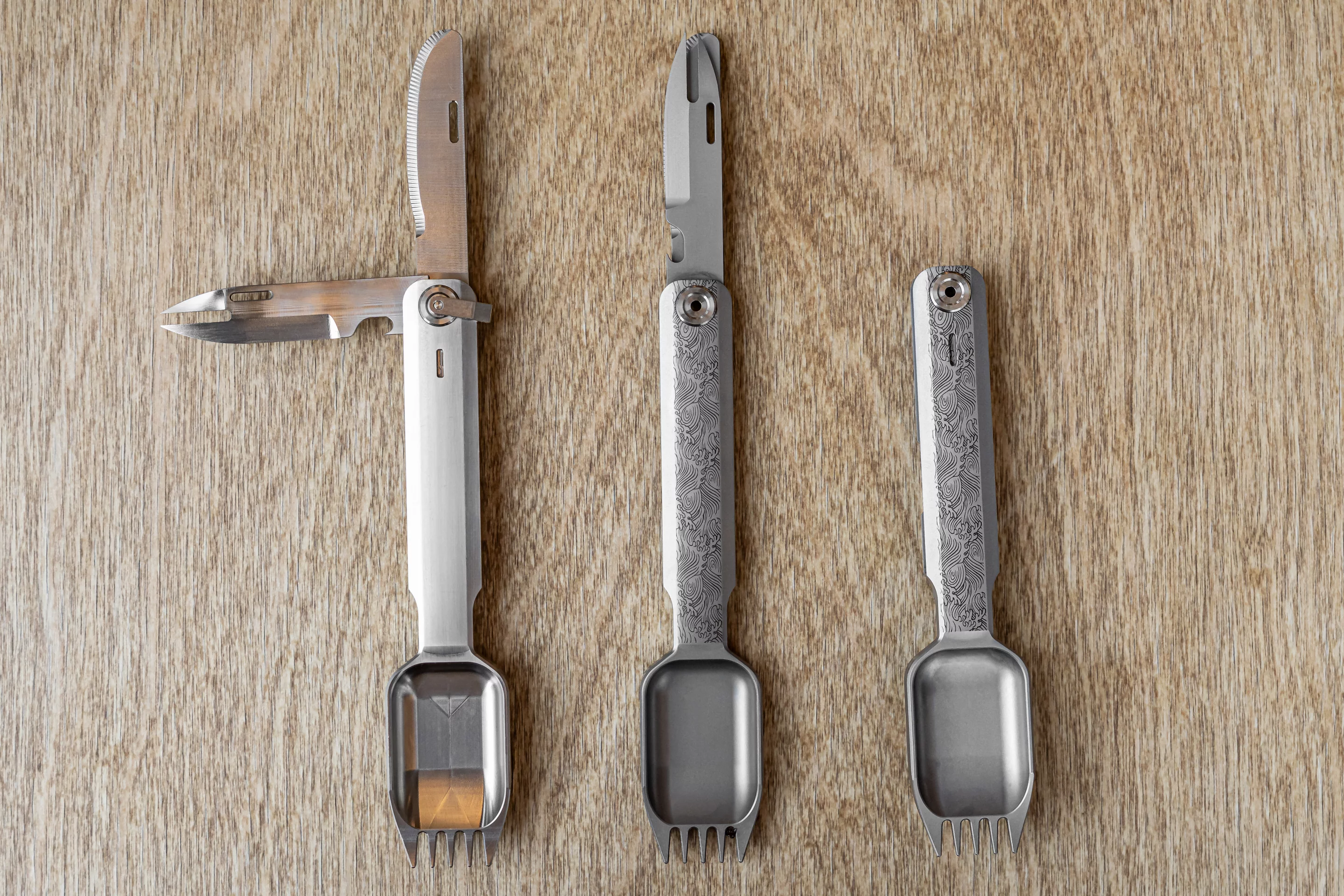 The various tools deployed – custom engraving on the handle is optional