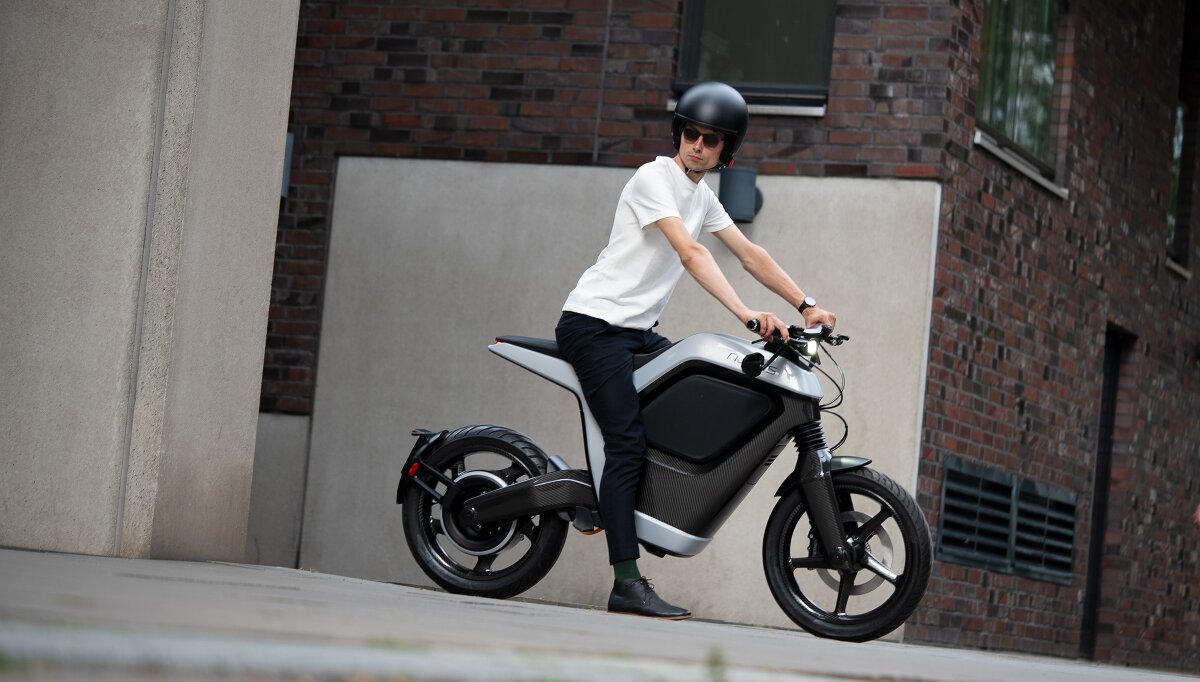 This 'beginner' electric moto costs $38K, and I'm confused