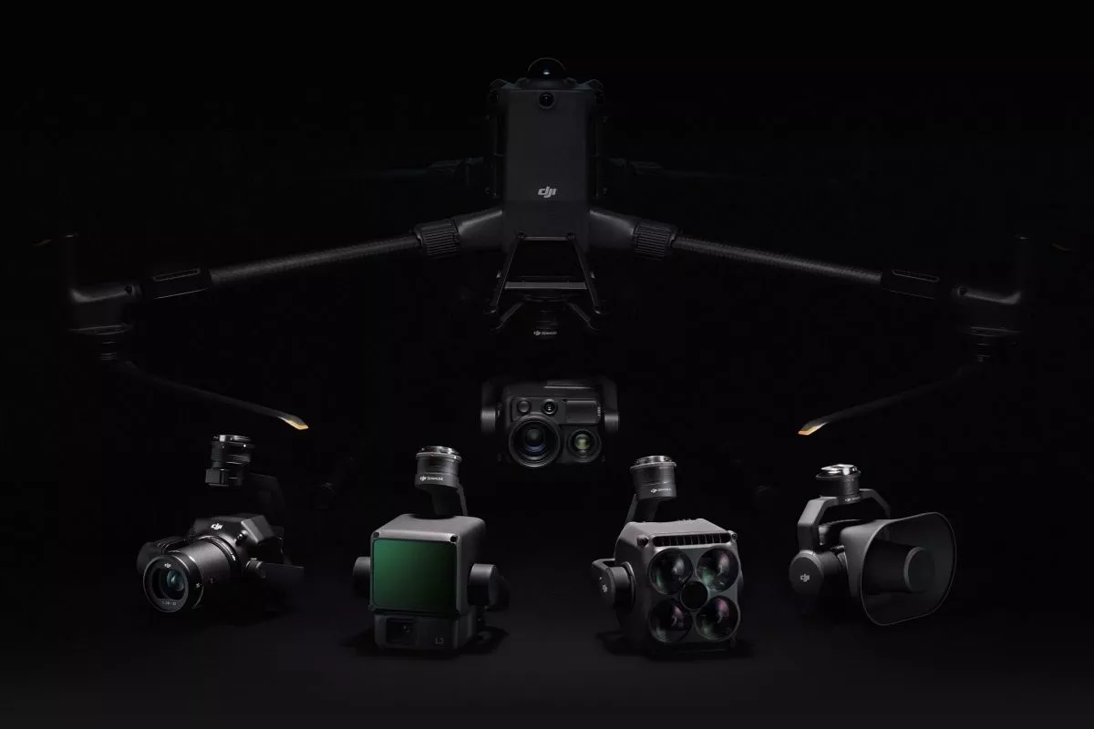 You can fit cameras, loudspeakers, and lights on the Matrice 400's 7 payload mounts