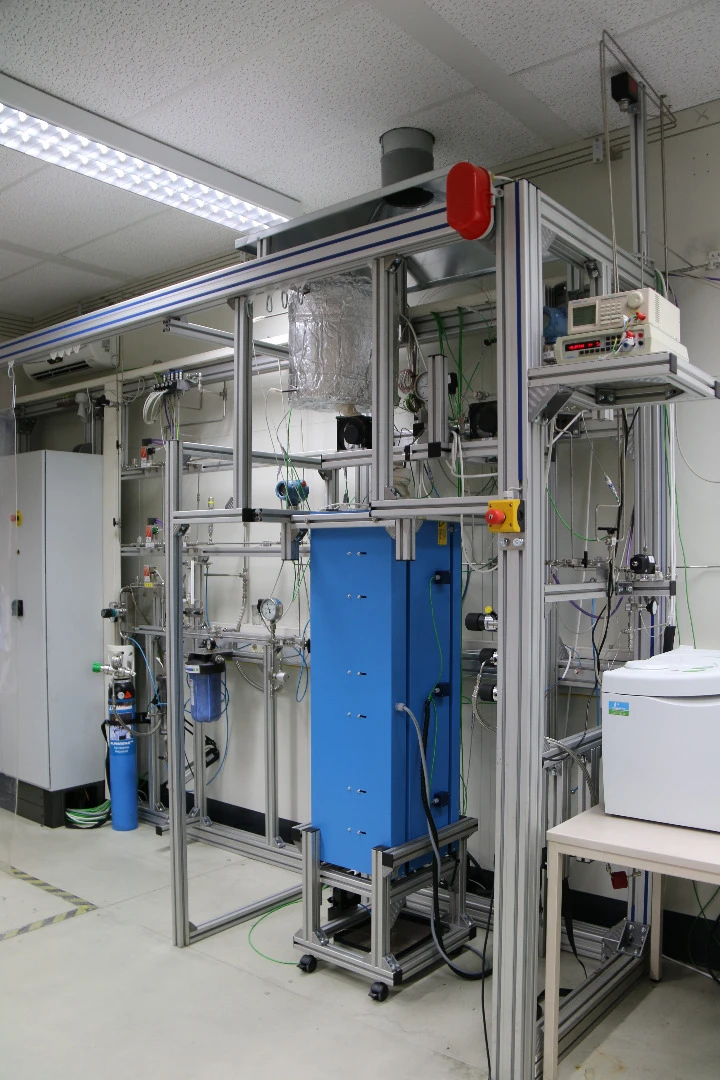 An experimental reactor has been designed by researchers that's capable of separating methane into components of hydrogen and carbon, without releasing CO2