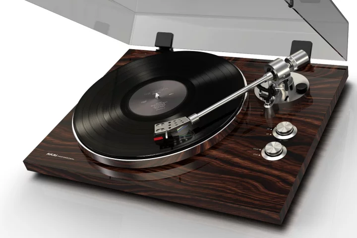 The BT-500 turntable from Akai Professional