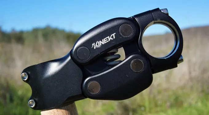 The Kinekt Suspension Stem is designed around a standard 1 1/8-inch bicycle steerer tube, and has a 31.8-mm handlebar clamp diameter