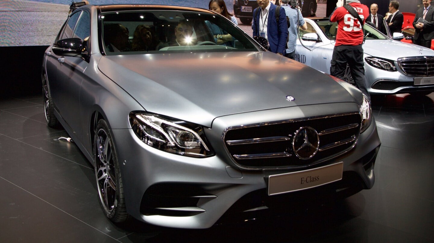 The E-Class will drive itself up to 210 km/h on the highway
