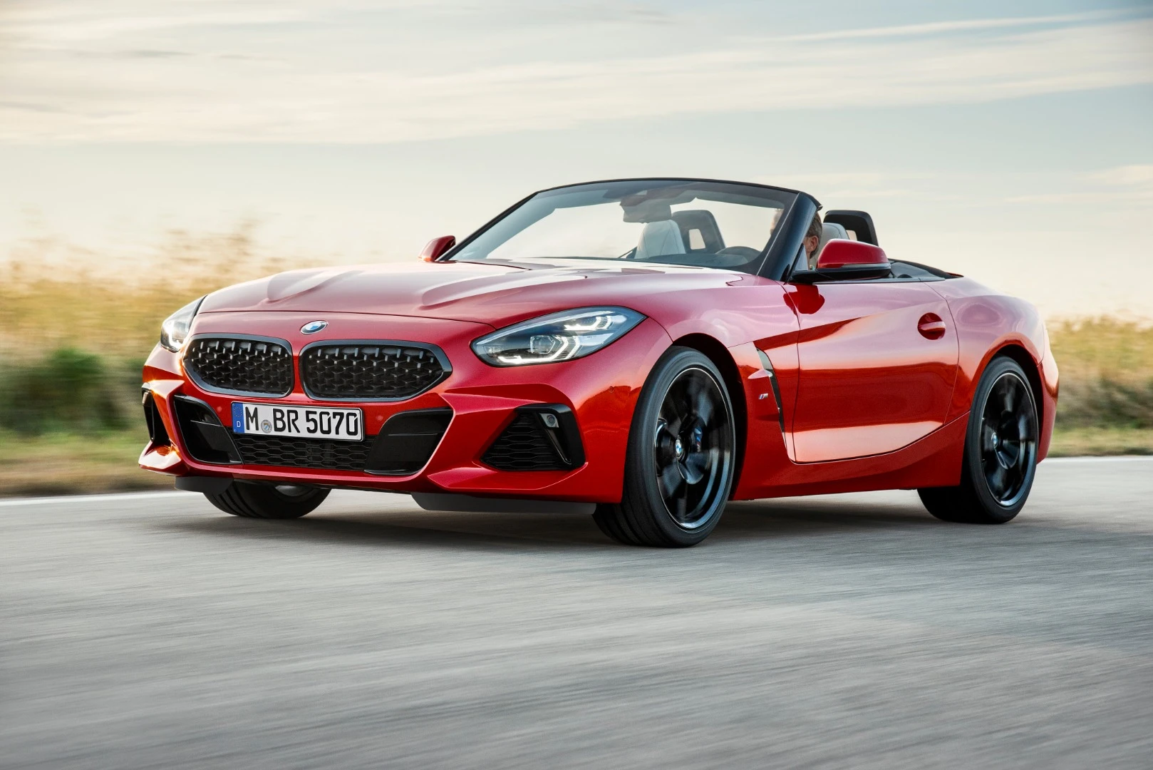 The M Performance model sprints from 0-100 km/h (0-62 mph) in 4.6 seconds