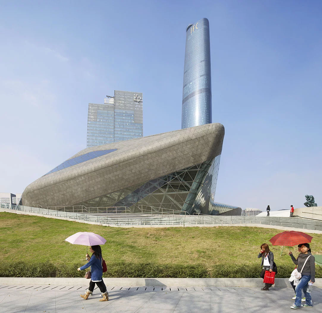 Another extraordinary Zaha Hadid design, the Guangzhou Opera House in China looks like a location for a sci-fi movie set a hundred years in the future