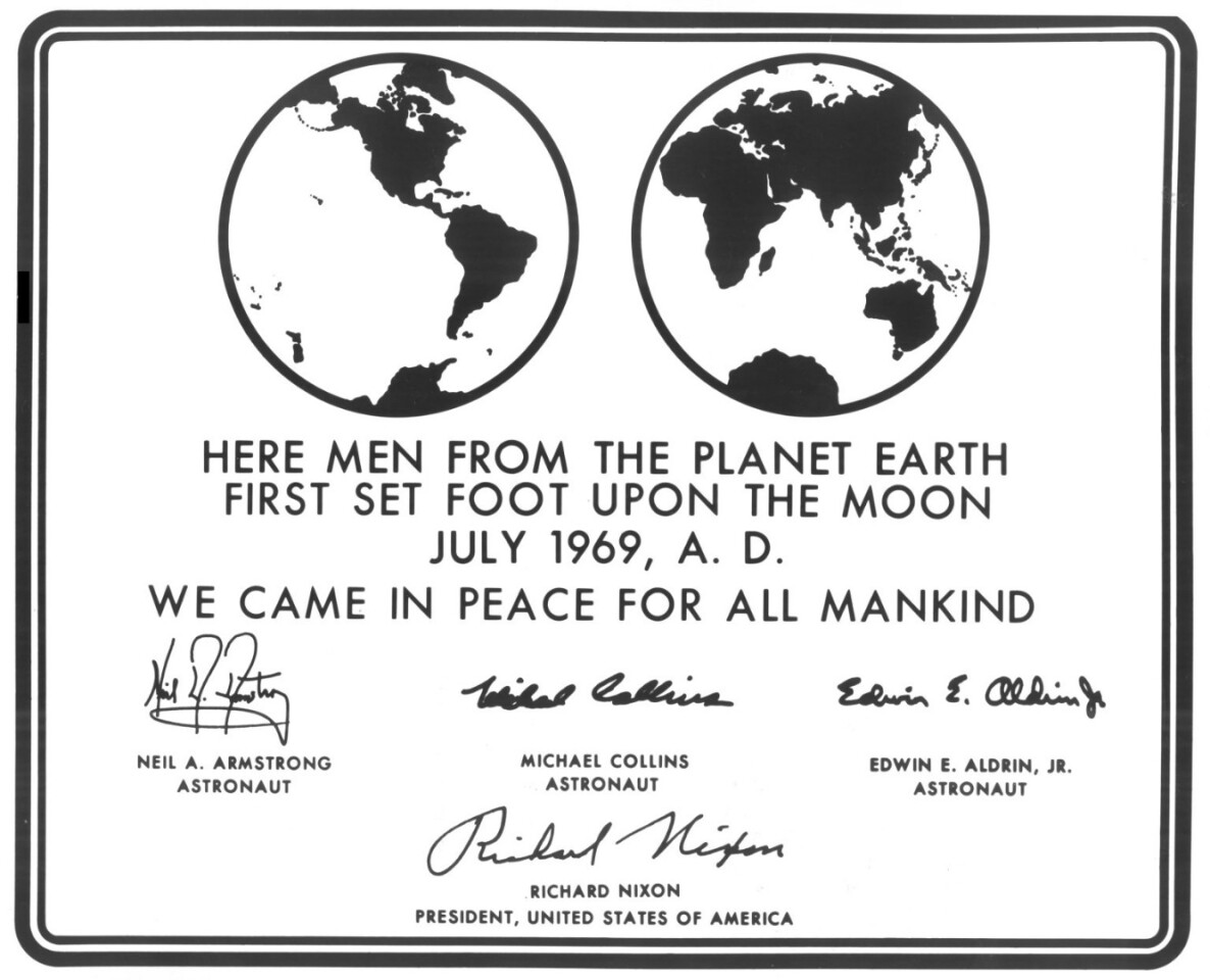 The Apollo 11 plaque