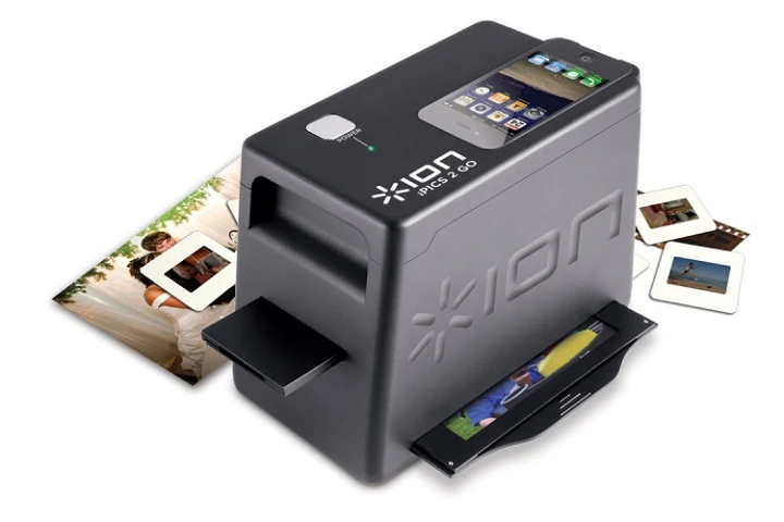 iPICS2GO turns your iPhone into a scanner for photographs, slides, and negatives