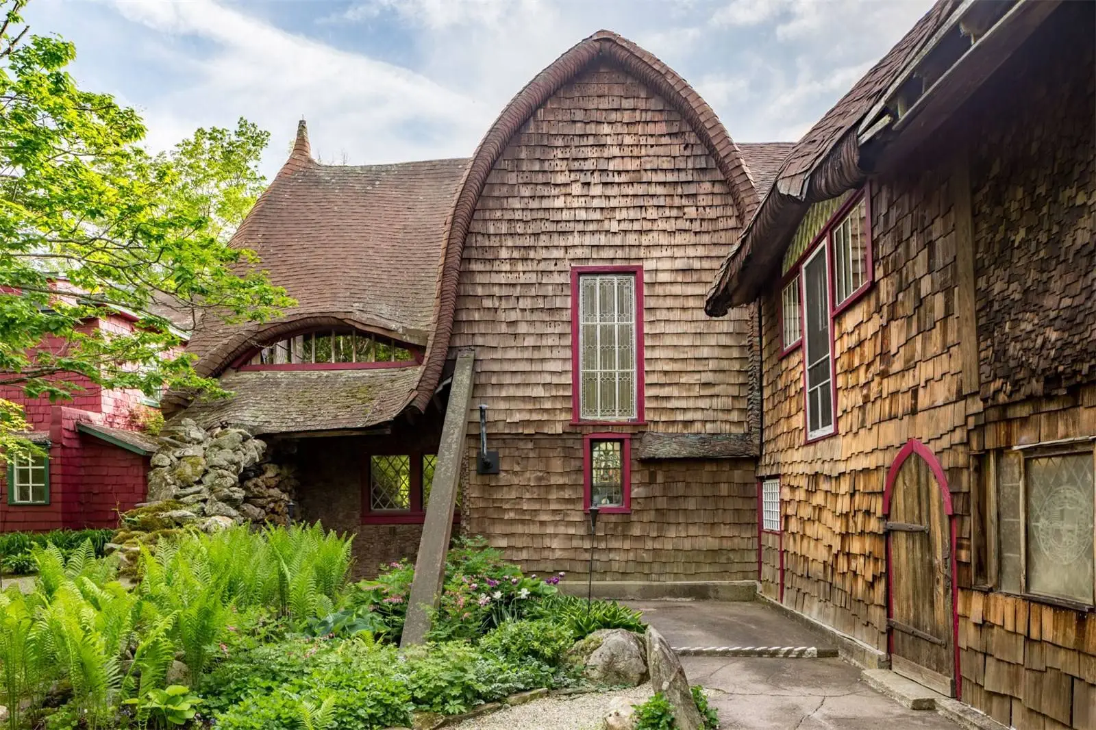 If you’re looking to step back in time and have a cool US$2.2 million to put towards the cause, then the so-called Gingerbread House might be of interest