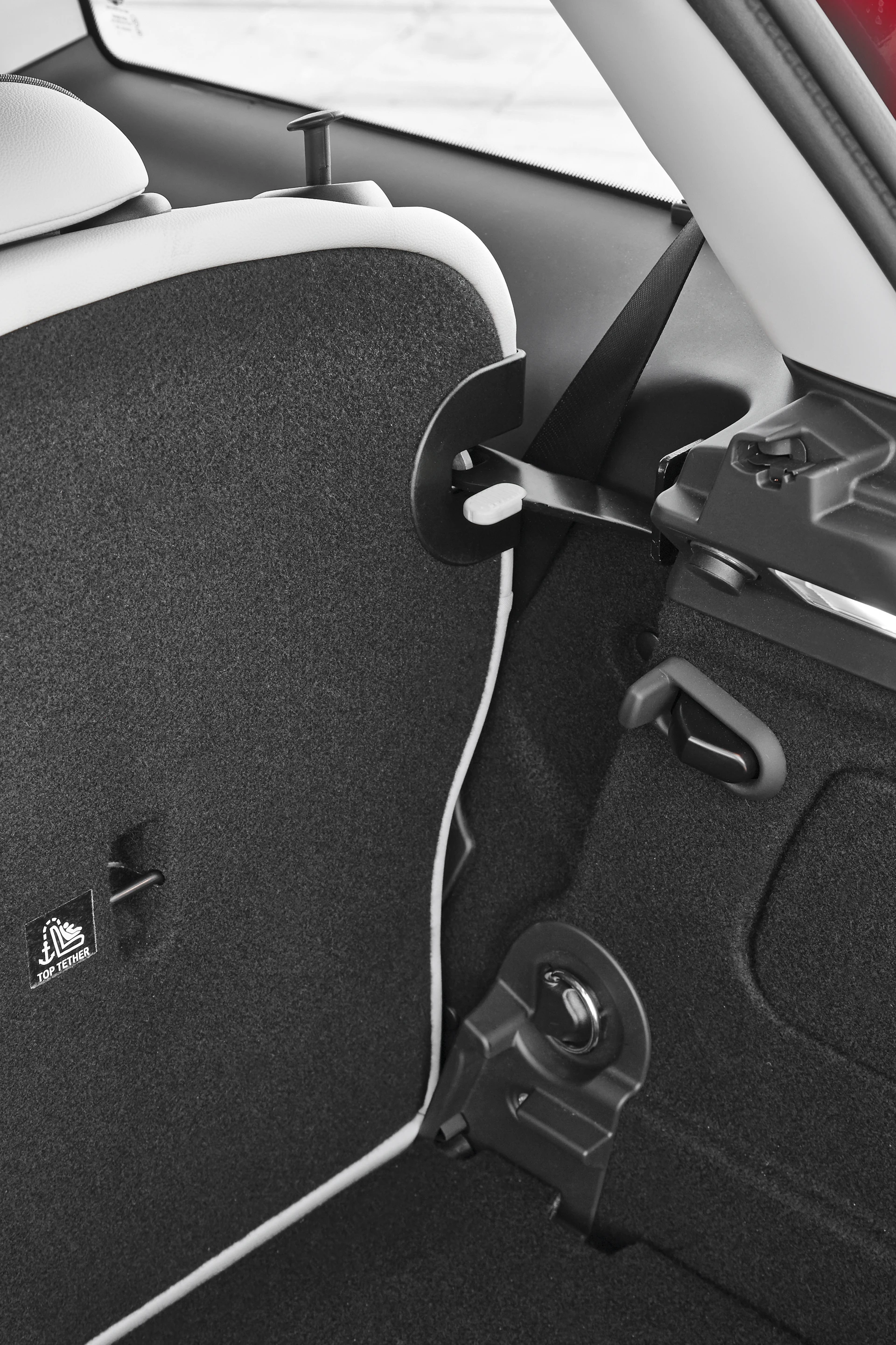 Folding seat detail