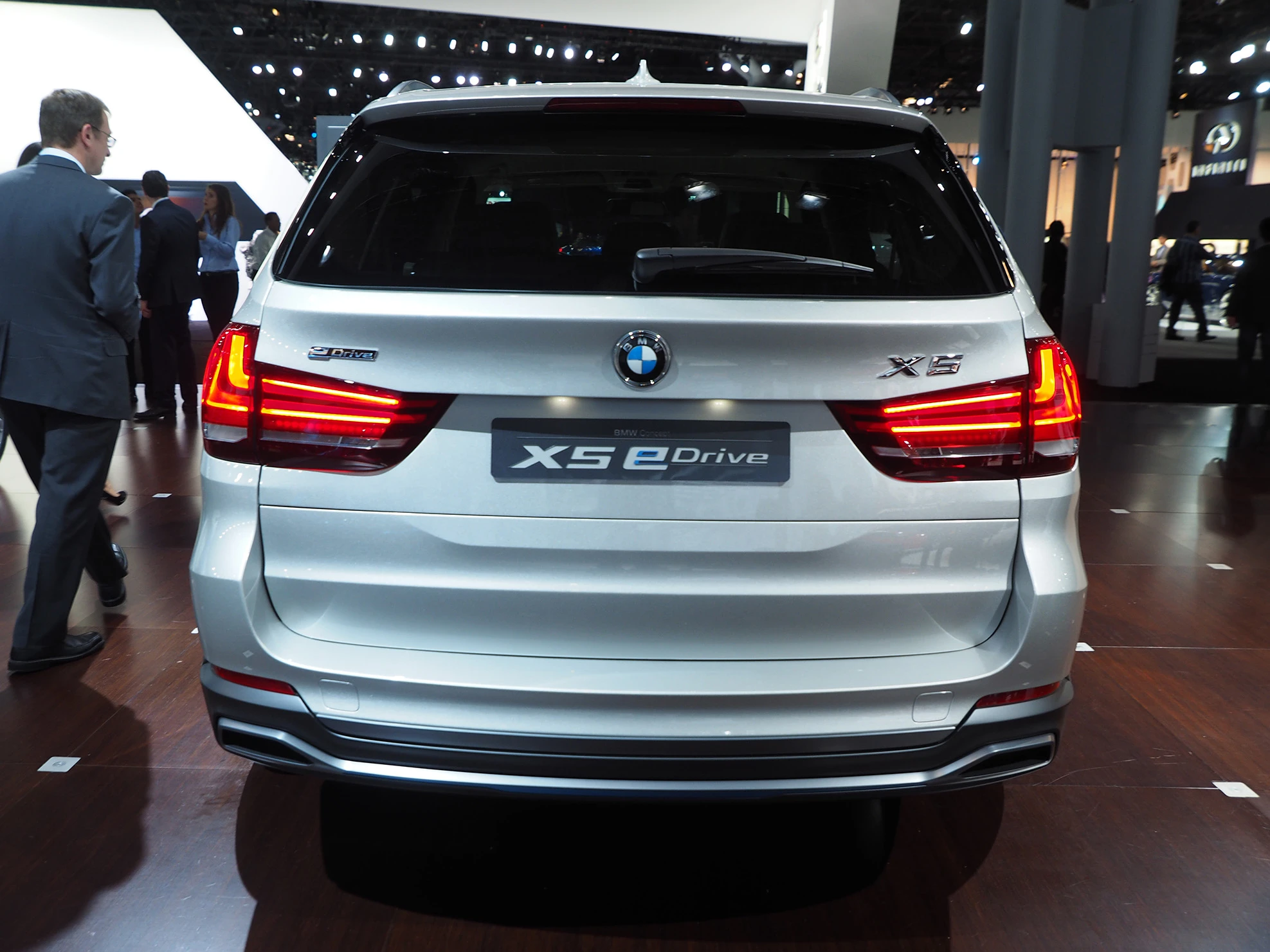 BMW updated the Concept X5 eDrive for this month's NY auto show (Photo: Angus MacKenzie/Gizmag)