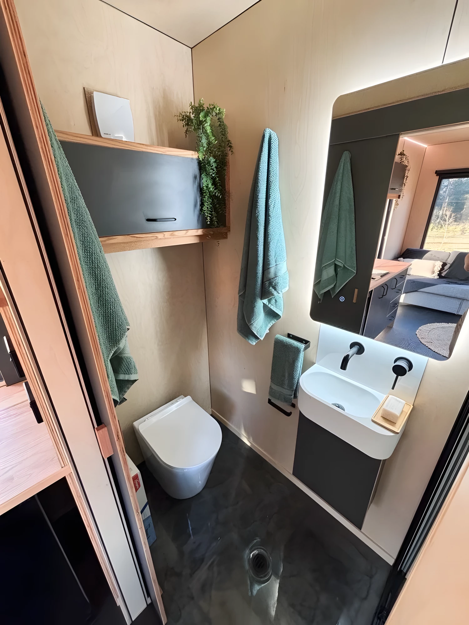 The Chipper BNB's bathroom has a little storage space