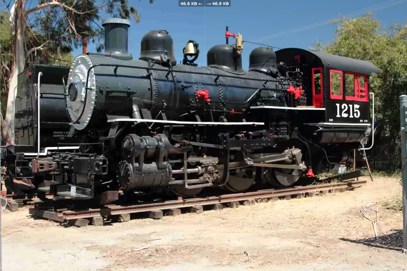 Heavily compressed JPEG (left) and heavily compressed BPG (right)