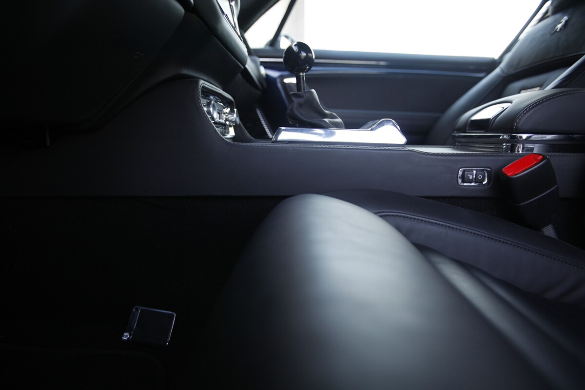 Luxury Muscle The Equus Bass 770