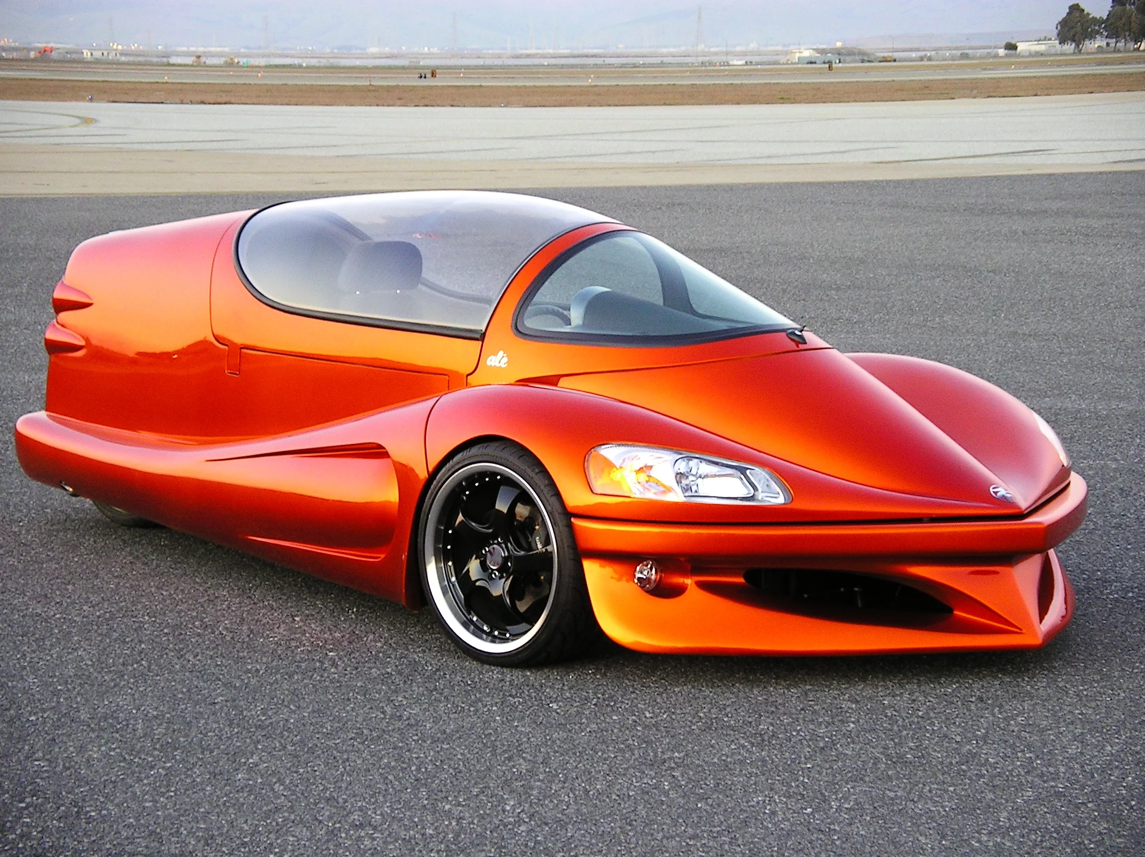 The Future Vehicle Technologies Ale', look-alike forerunner to the under-wraps eVaro