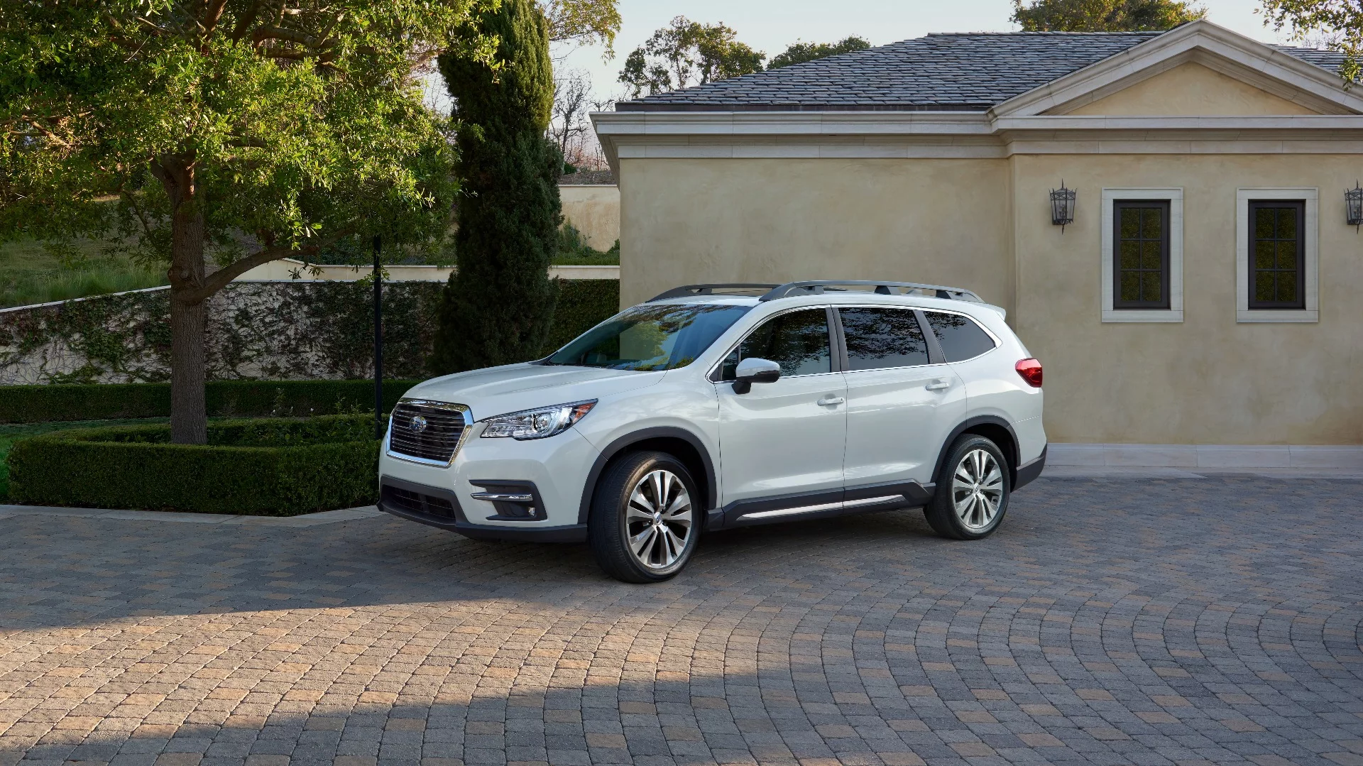 To propel the new Ascent, Subaru created an all-new 2.4-liter engine in boxer/opposed-piston configuration