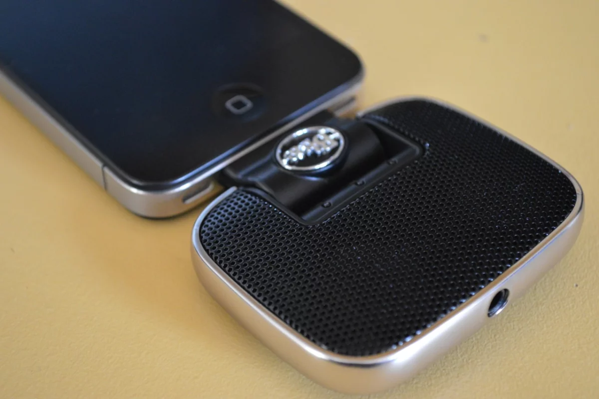 Blue Microphones' Mikey Digital connected to an iPhone 4S