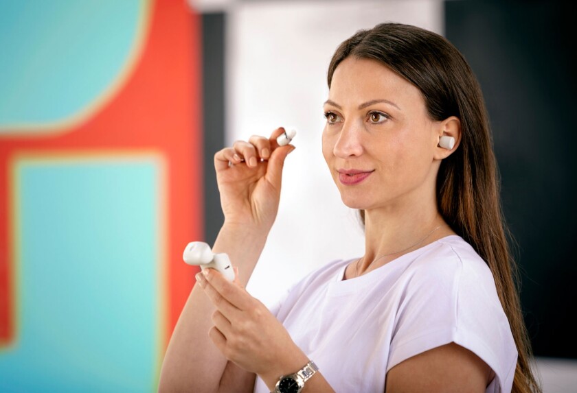 The Melomania 1 true wireless earphones come supplied with silicone and memory foam tips