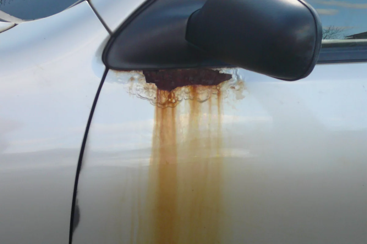 Terahertz-frequency radiation is being used to check the integrity of automotive paint jobs (Photo: Dean Michaud)