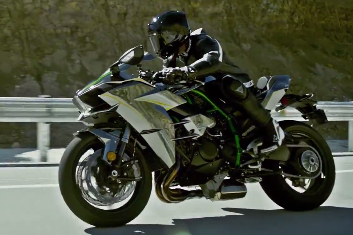 lukke Dingy Diktere Kawasaki's 200-hp H2 Ninja – the fastest accelerating motorcycle ever